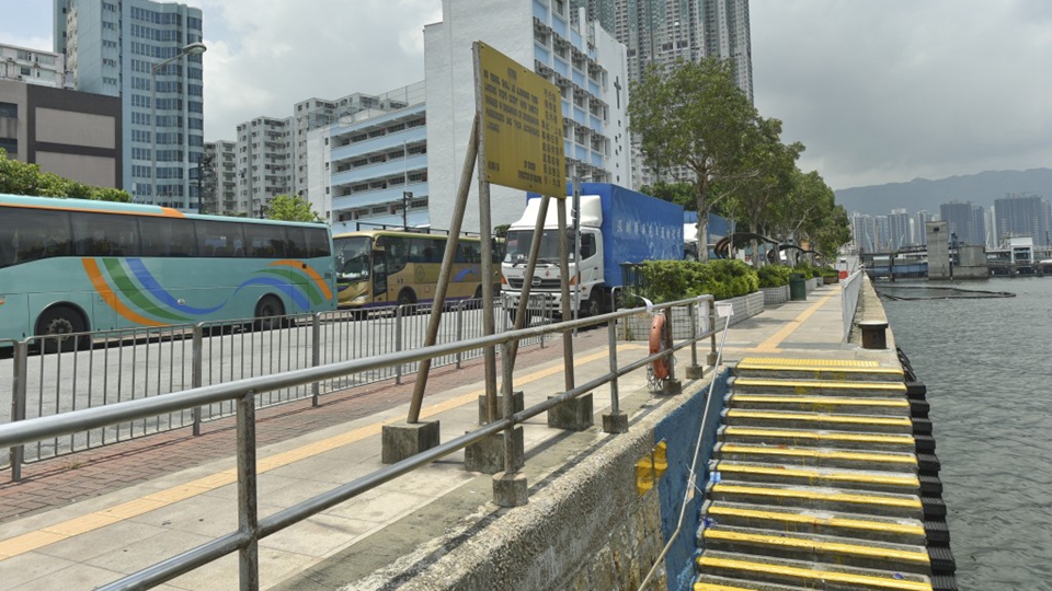 土瓜灣9歲童釣魚遭推落海 警拘23歲男子