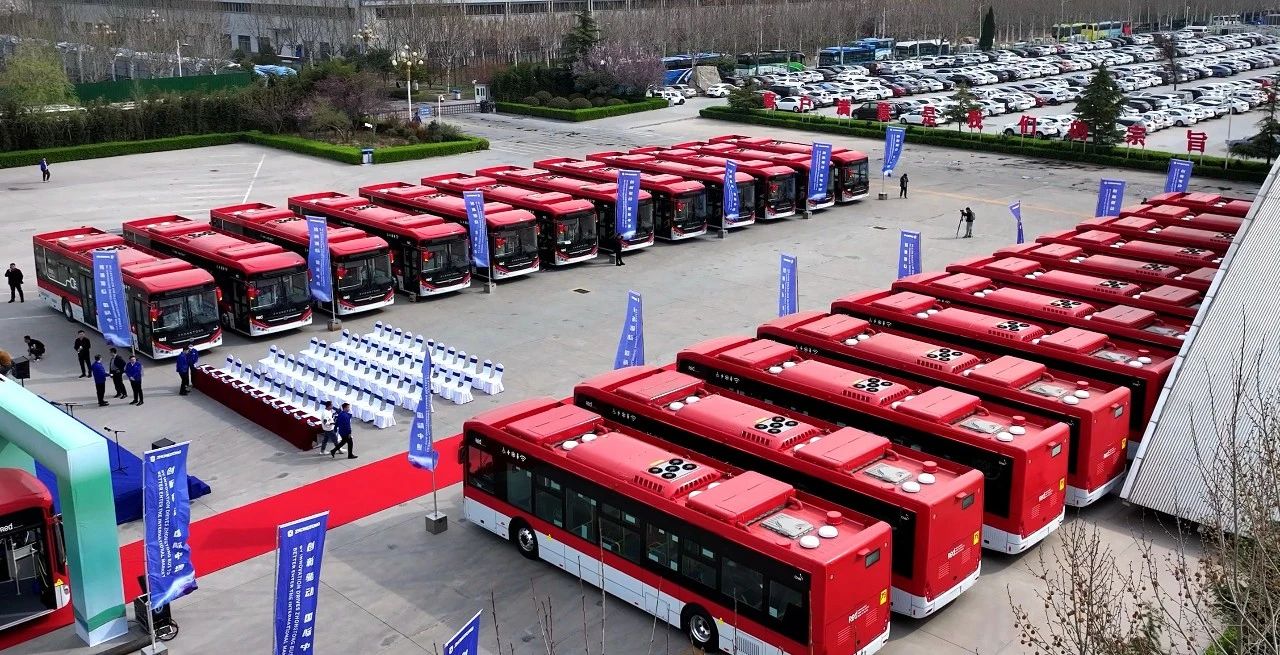 中國重汽跑出高質(zhì)量發(fā)展加速度