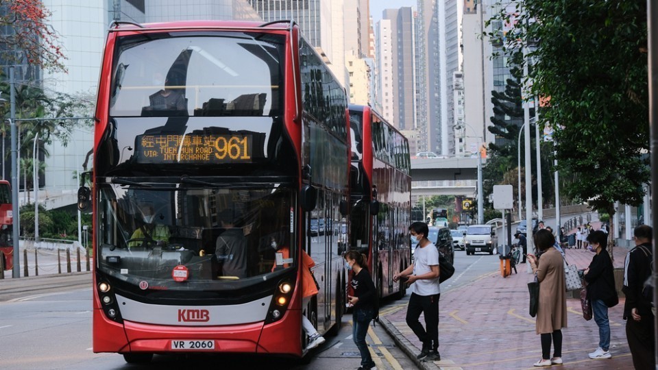 九巴及龍運(yùn)各有兩條路線於下午5時(shí)起恢復(fù)有限度服務(wù)