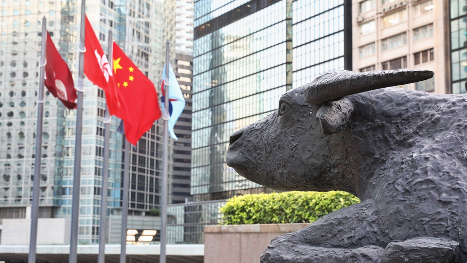 中金：港股重現(xiàn)「估值窪地」 屬增持時機(jī)