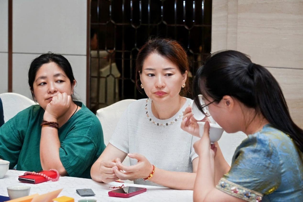 共繪「茶香飄世界」產(chǎn)業(yè)新圖景2025黃山祁門美好生活邀約會在上海成功舉辦