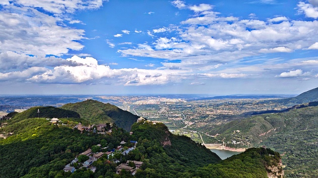 武醫(yī)名家「論道崆峒」 千媒共探甘肅平?jīng)隹叼B(yǎng)融合之道