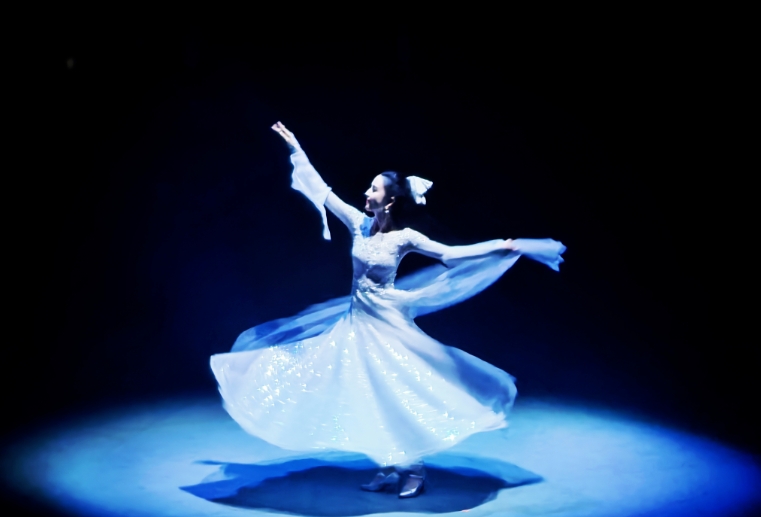 第七屆中國新疆國際民族舞蹈節(jié)在烏魯木齊開幕