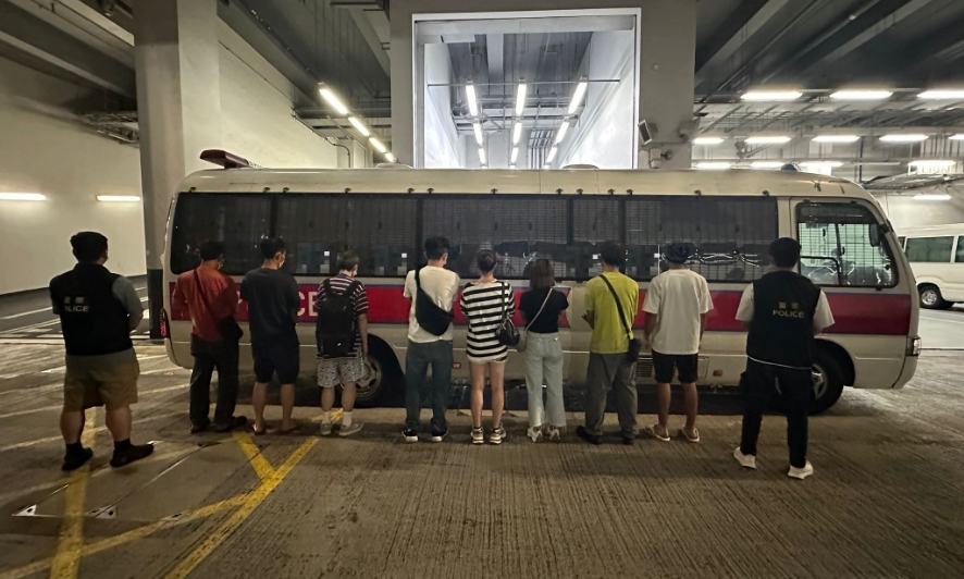 警破油麻地釣魚(yú)機(jī)賭檔 拘捕9名男女