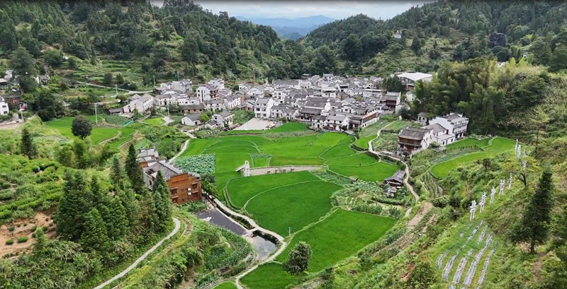 皖休寧溪口鎮(zhèn)：加快推進項目建設(shè) 促進鄉(xiāng)村旅遊發(fā)展