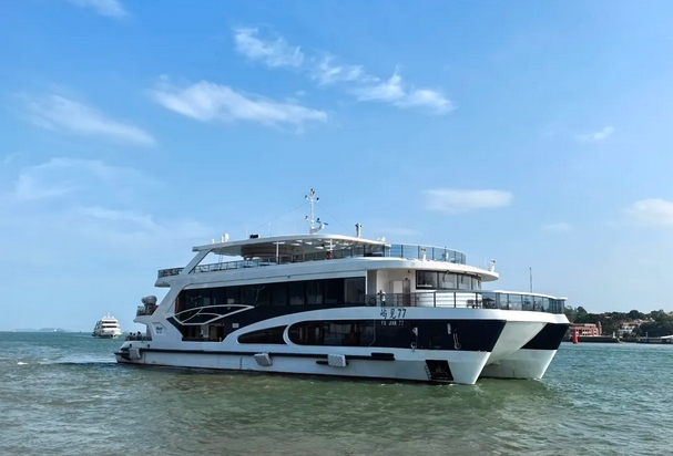 中國首艘純電海上旅遊客船在廈門首航