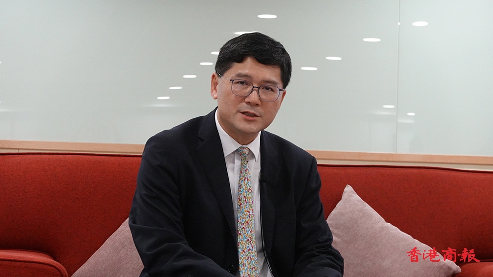 高拔陞底卸任醫(yī)管局行政總裁 感言六年任期「非常豐盛完滿」