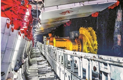 【財(cái)通AH】連續(xù)逼空！商品期貨上演「瘋狂一周」