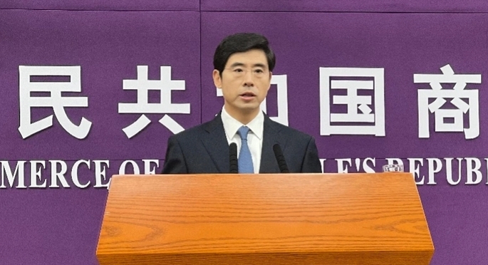 商務部回應中美瑞典經(jīng)貿(mào)會談及長和港口交易