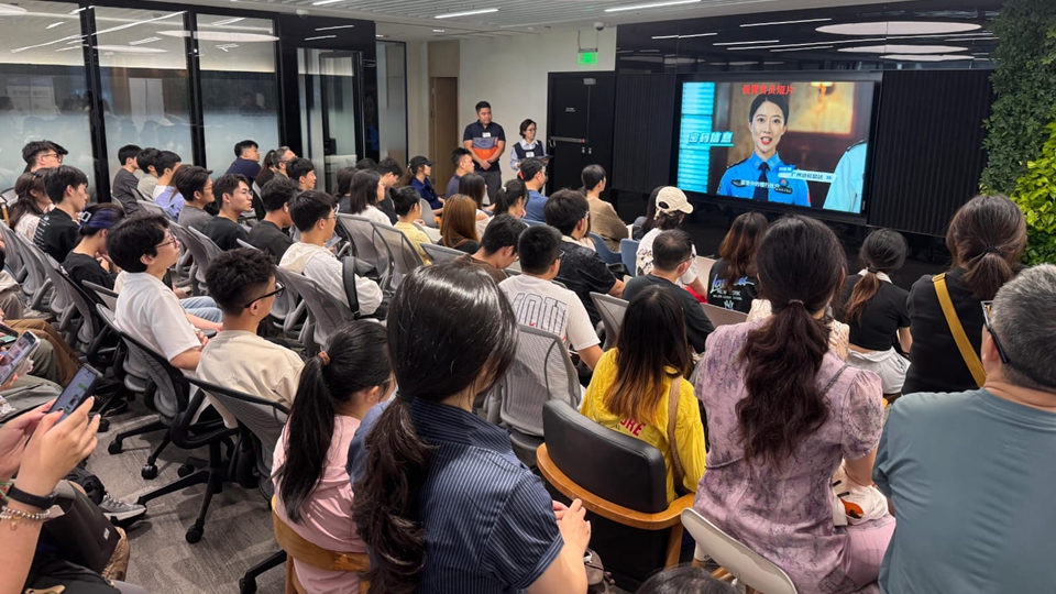 開學(xué)季警方推出雙軌防騙宣傳 助子女來(lái)港升學(xué)的內(nèi)地家長(zhǎng)識(shí)別電騙