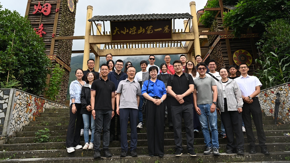 楊何蓓茵：冀到北大修讀公共管理碩士公務(wù)員能融匯貫通 為市民做實(shí)事謀福祉