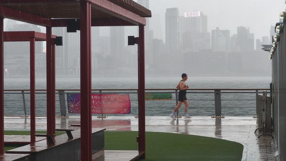 天文臺改發(fā)黃色暴雨警告信號