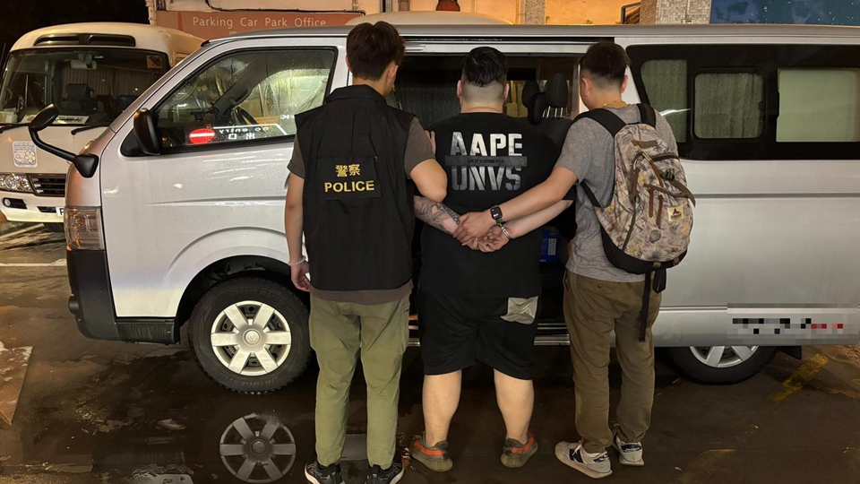 警方麗閣邨搗破毒品儲(chǔ)存?zhèn)} 檢值25萬元毒品 拘1男