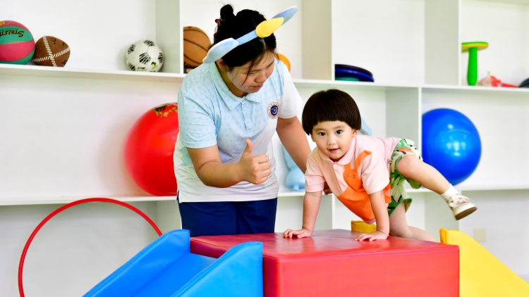 惠及約1200萬人 免保育教育費(fèi)政策覆蓋所有幼兒園大班兒童