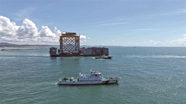 「龍宮號(hào)」安家廣東 為粵東最大支腿式重型海洋牧場(chǎng)平臺(tái)