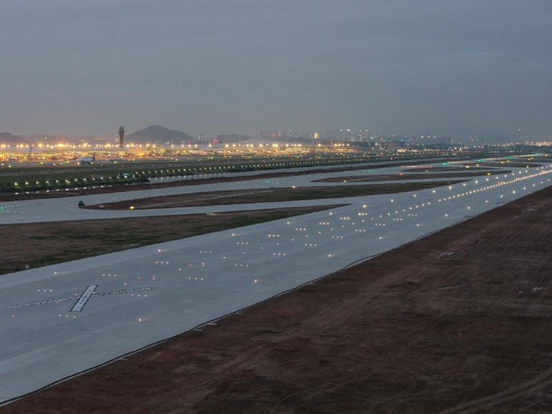 深圳機(jī)場(chǎng)三跑道擴(kuò)建工程項(xiàng)目通過(guò)竣工驗(yàn)收