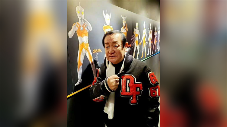 「超人Ace」扮演者斥責(zé)日本對(duì)二戰(zhàn)錯(cuò)誤敘事