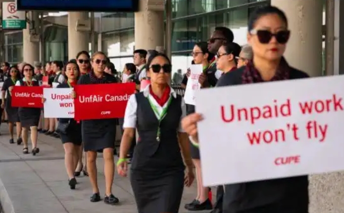 加拿大就業(yè)部長介入加航罷工 下令空服員復(fù)工