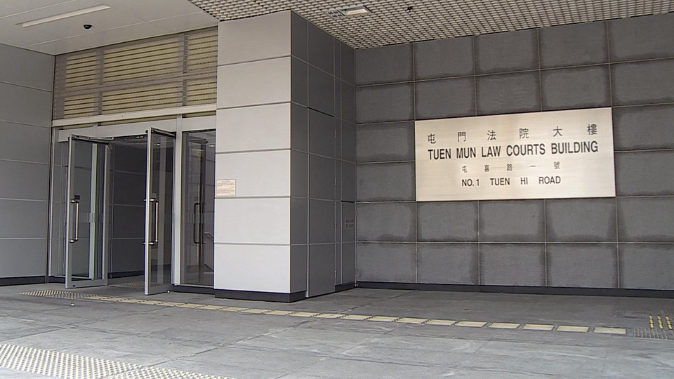 元朗西邊圍一村屋天臺加建27平方米搭建物 業(yè)主被判罰款逾8萬元