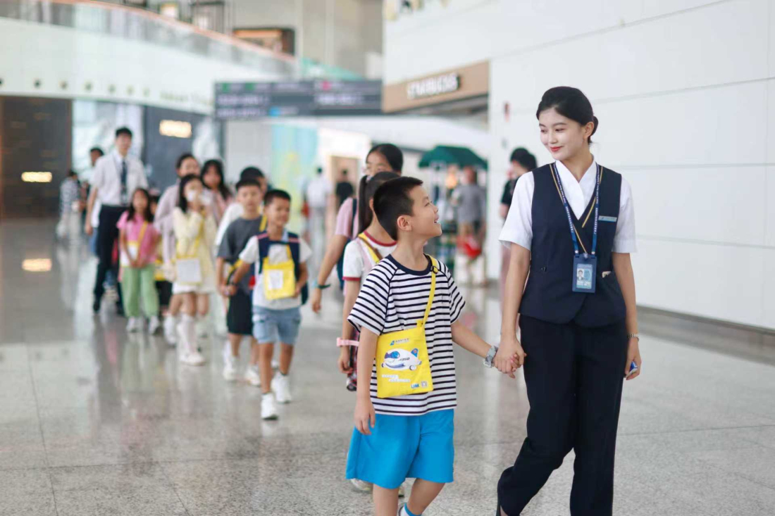 南航暑運承運無陪兒童同比增長逾6成