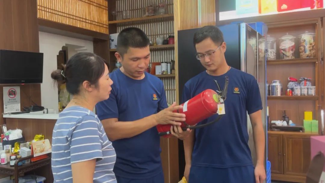 皖屯溪區(qū)：升級安全防控  確保老街無虞