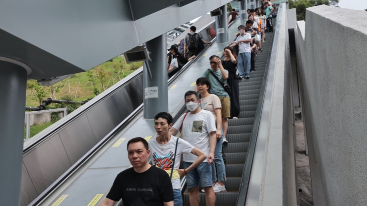 【港商圖說】升降機技工不足 人工保養(yǎng)費飆