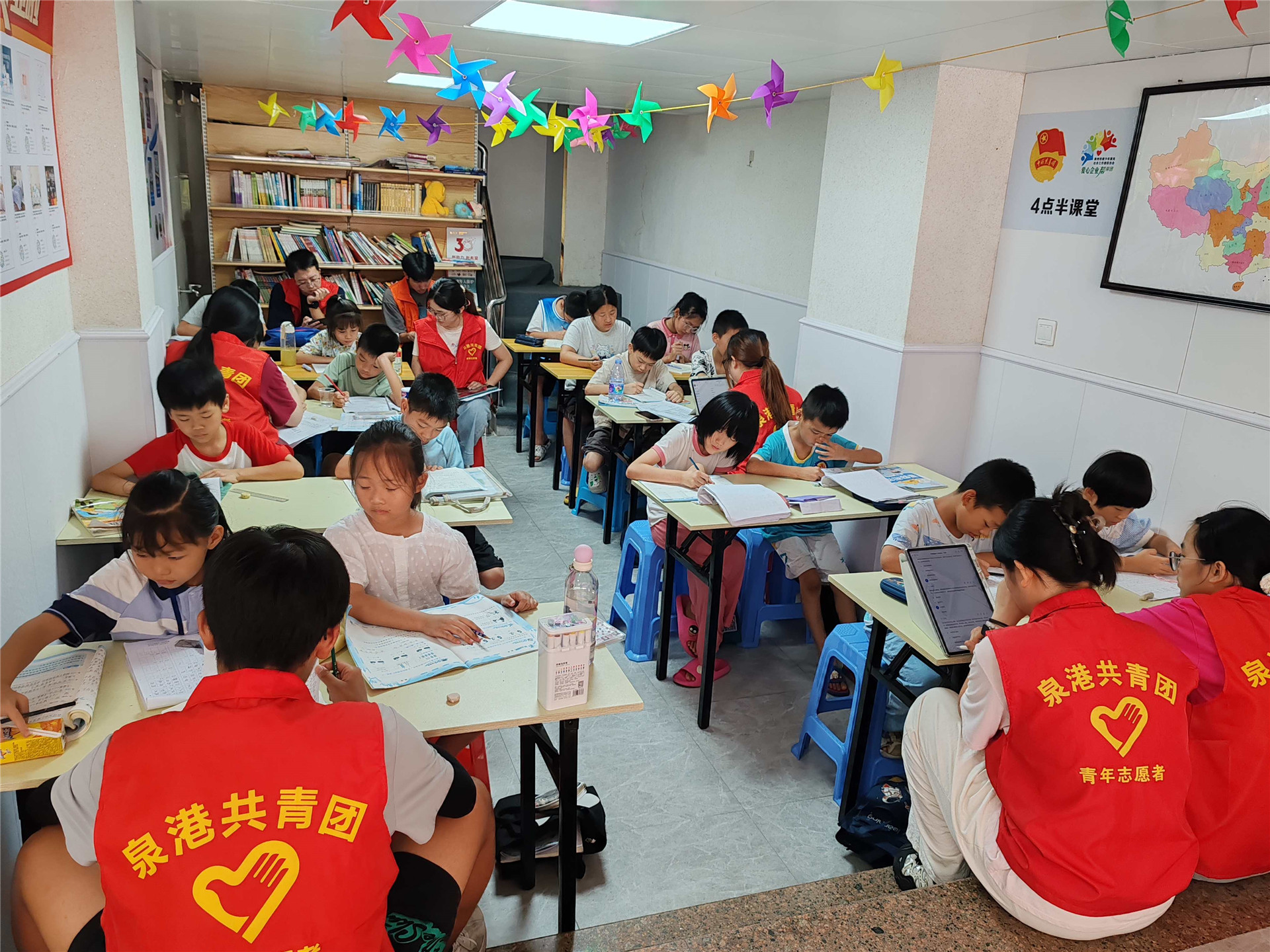 福建泉州泉港：堅持黨建帶團(tuán)建 「壽鄉(xiāng)志願紅」點(diǎn)亮城市溫暖