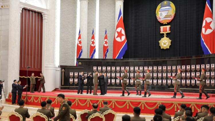 朝鮮表彰海外作戰(zhàn)部隊(duì)指戰(zhàn)員