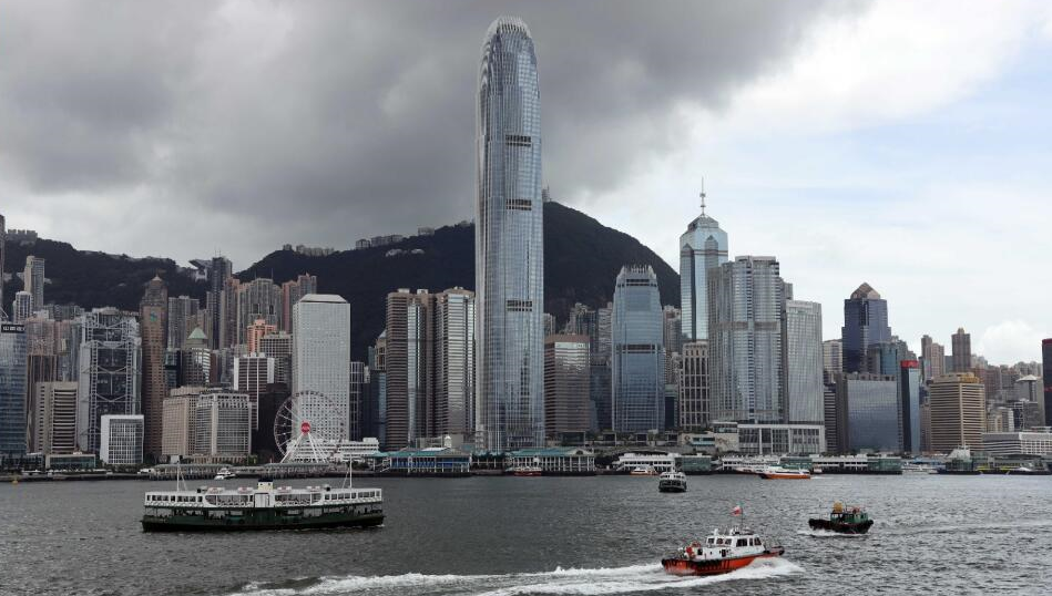 天文臺晚上9時40分發(fā)出一號戒備信號