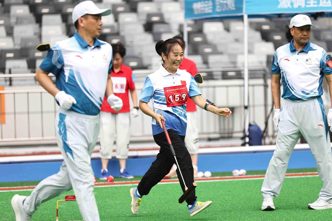 深圳：十五運(yùn)門球決賽熱度不減 以球會(huì)友、溫情脈脈！