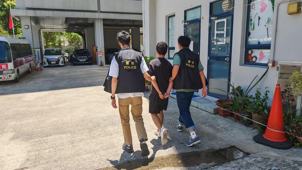 涉金錢(qián)糾紛 天水圍亦園路五旬男遭謀殺 警方拘捕13人