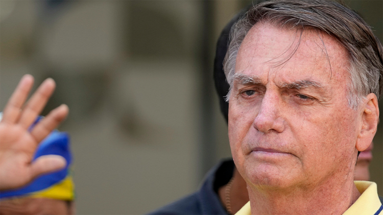 巴西最高法院宣布對(duì)前總統(tǒng)博索納羅實(shí)施24小時(shí)監(jiān)控