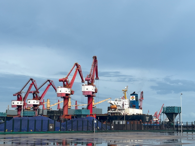 海南省東方市保稅物流中心（B型）通過(guò)驗(yàn)收 打造自貿(mào)港西南部開(kāi)放新支點(diǎn)