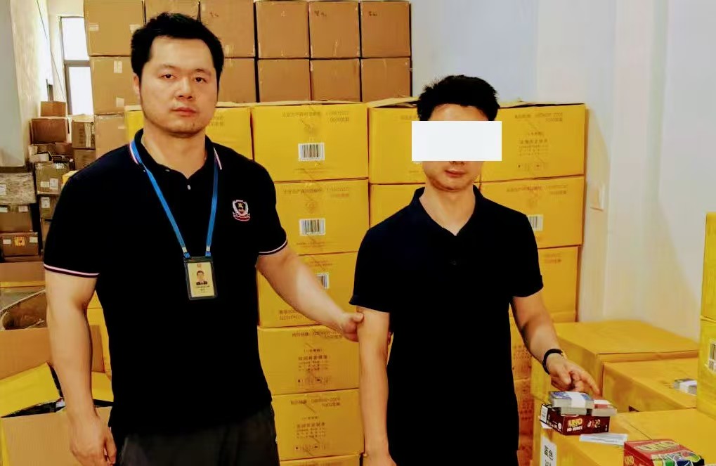 寶山警方連搗多個製售假團(tuán)夥 涉金逾千萬