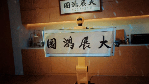 外交部發(fā)言人海外轉(zhuǎn)發(fā)！深圳機器人「組團」跳舞帶火深圳造