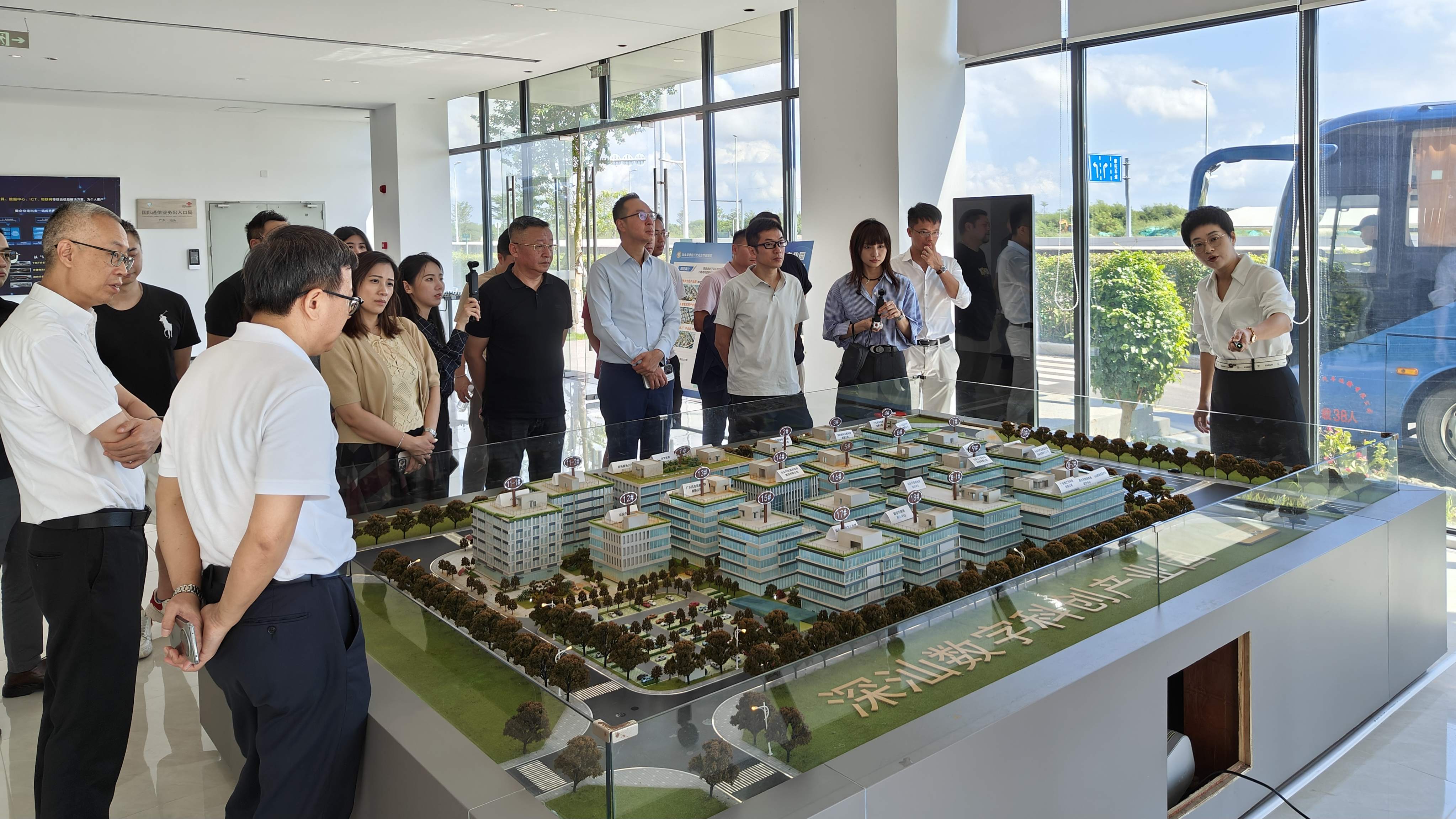 港澳青年企業(yè)家進(jìn)汕頭：以青春之力融灣築夢(mèng)