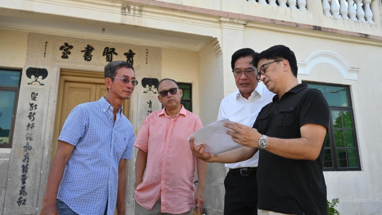 黃偉綸到訪抗戰(zhàn)遺址西貢育賢書室 緬懷東江縱隊(duì)英勇事蹟