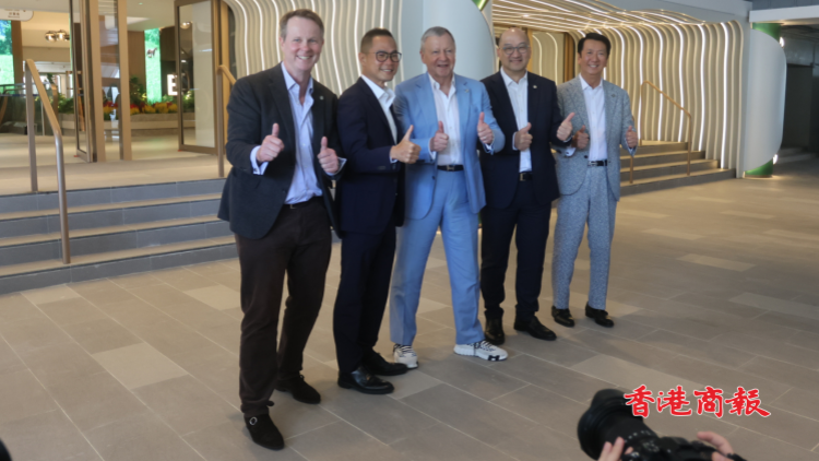 馬會(huì)新增「連薈」「天馬驛」設(shè)施提升吸引力 採數(shù)碼科技讓馬迷投入賽馬體驗(yàn)