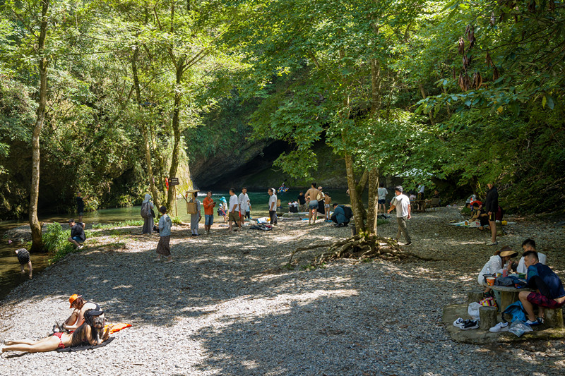 皖黟縣美溪：「嵌入式」監(jiān)督護(hù)航「消暑游」