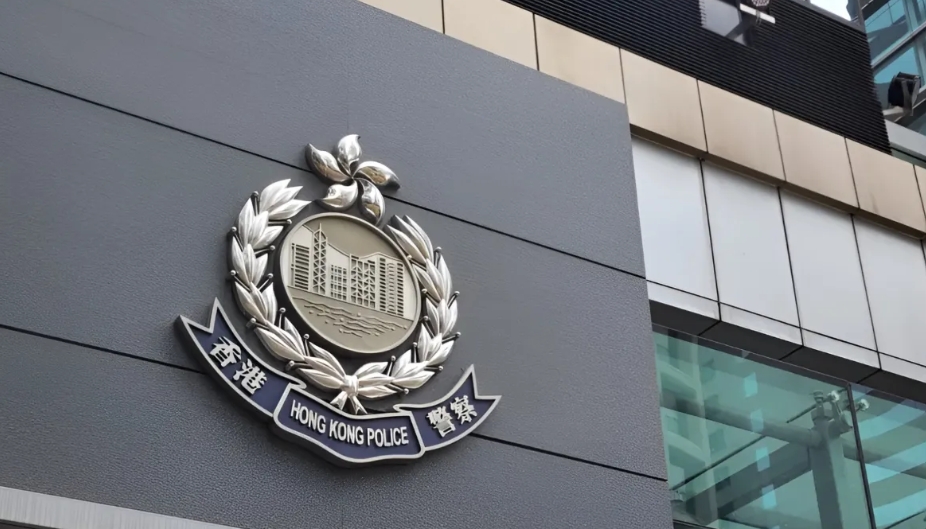 休班輔警駕的士疑車上手淫 涉有違公德的行為被捕