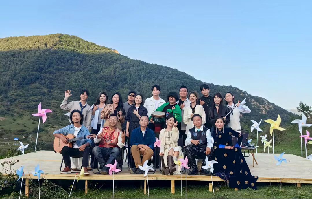 山西衛(wèi)視《歌從黃河來》走進婁煩雲(yún)頂山