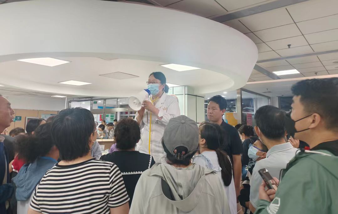 山西太原：「雷暴哮喘」來襲，醫(yī)護緊急救治零滯留