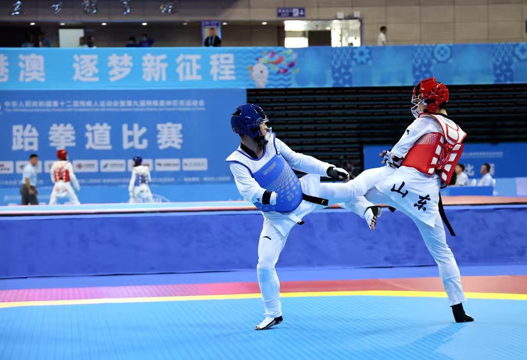 惠州賽區(qū)首個殘?zhí)貖W會項目開賽，首日產(chǎn)生10枚金牌