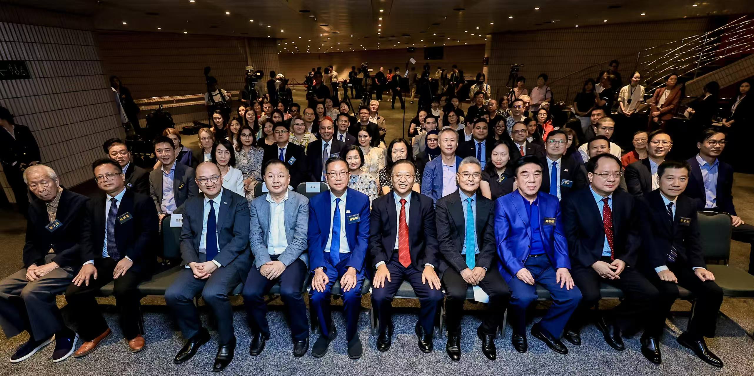 ?「香江國(guó)粹情——2025中國(guó)京劇藝術(shù)基金會(huì)香港行」金秋盛大啟幕