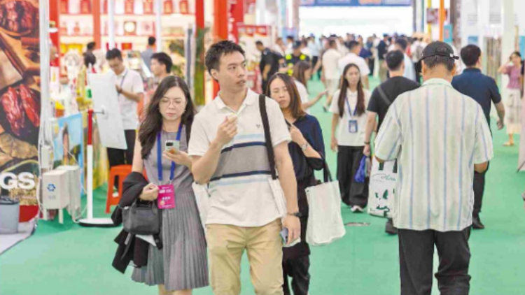 首廣東優(yōu)品展在廣州開幕 廣東精品集中亮相 國內(nèi)外市場「兩頭香」