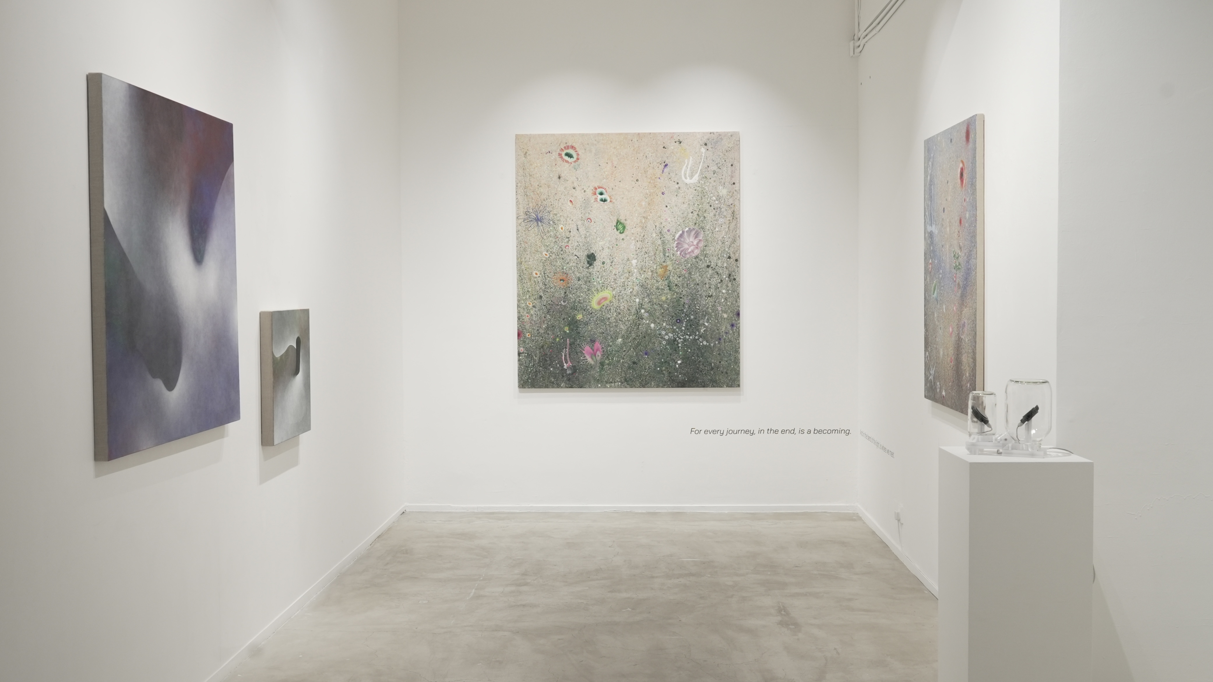 有片｜【藝術(shù)】流動的光 展覽「Where the Light Bends Between Us」