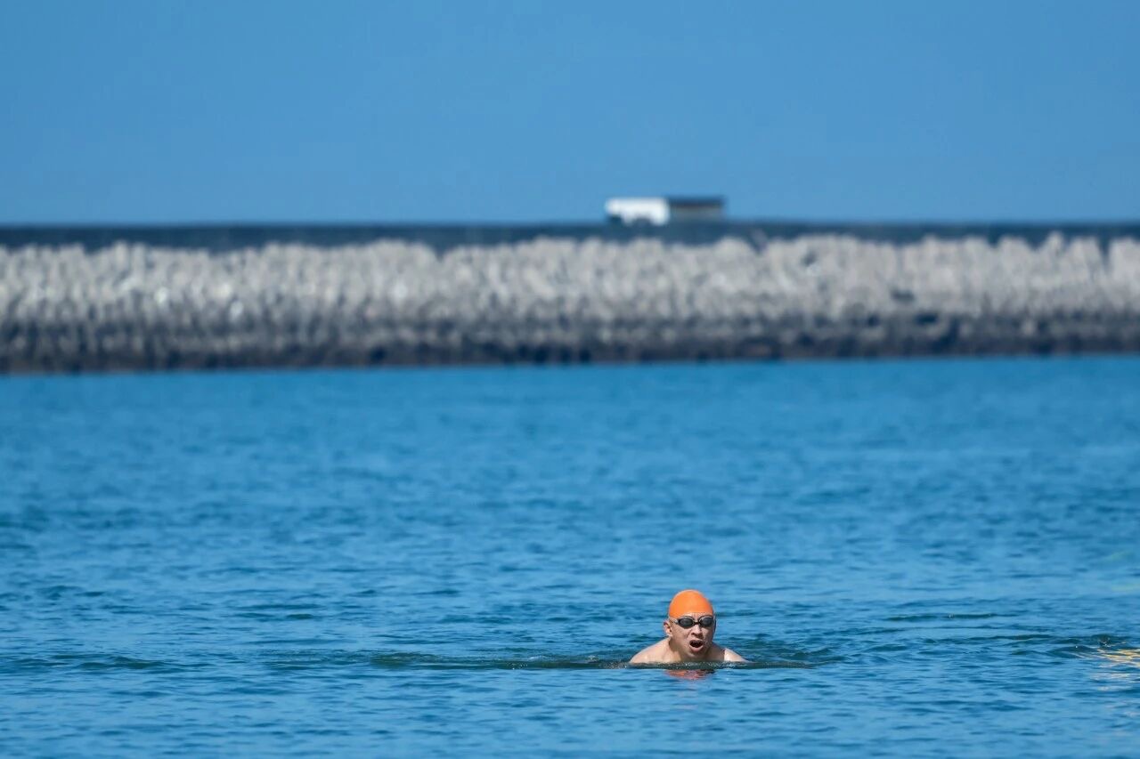 搜狐創(chuàng)始人張朝陽挑戰(zhàn)橫渡南澳島——饒平海灣