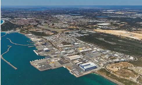 澳大利亞斥巨資升級(jí)國(guó)防設(shè)施  推進(jìn)AUKUS核潛艇合作