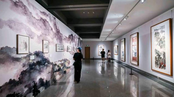 「觀展+聽詩(shī)」交響古今 「古韻新聲」走進(jìn)關(guān)館美術(shù)館之夜