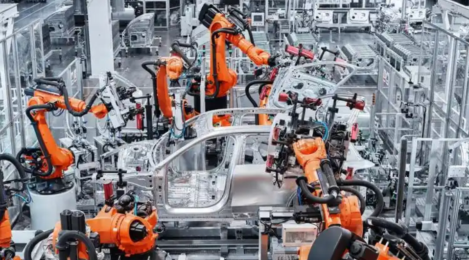 國家統(tǒng)計局：宏觀政策協(xié)同發(fā)力 8月國民經濟運行總體平穩(wěn)